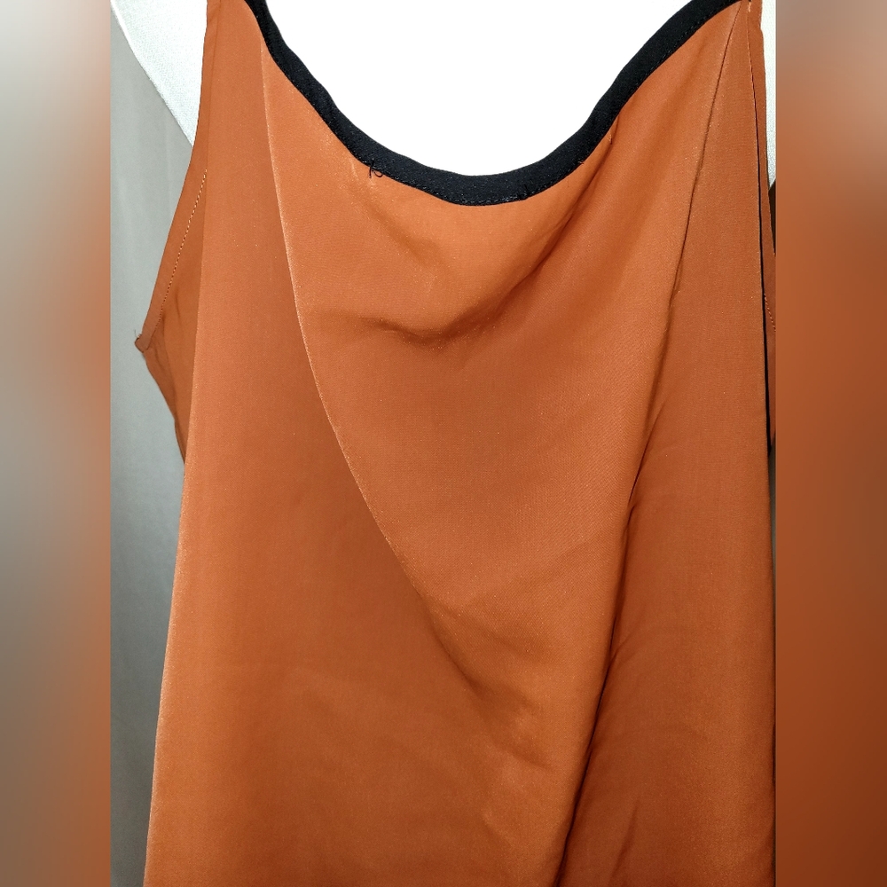 Tanktop - Picture 7 of 8